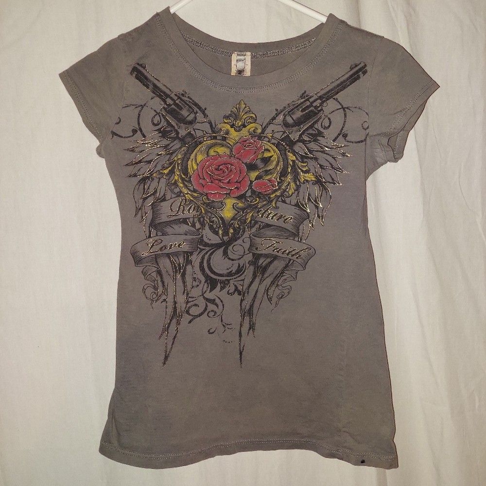 In style tshirt